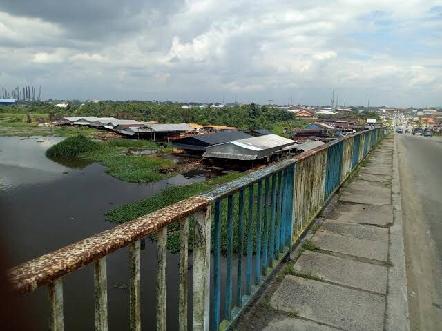 COMMENT ON THE UDU BRIDGE DANGER ALERT