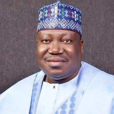 BOLD GAMBIA FEMALE LAWMAKER & THE DEPRAVITY OF THIEVING NIGERIAN LEGISLATORS